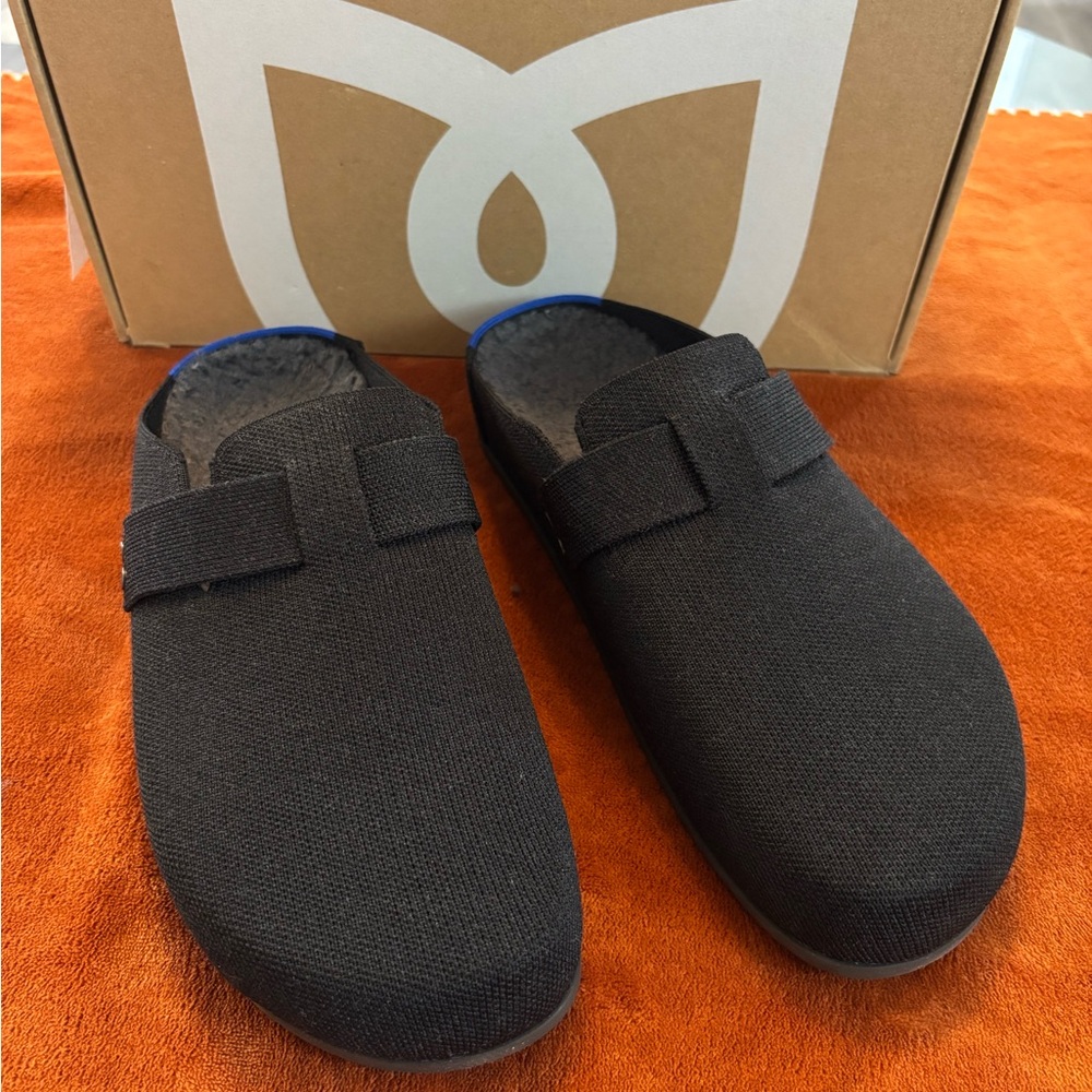 Rothy's Black Men's Cozy Clog